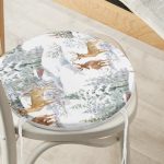 - RealHomes Yuvarlak Fermuarlı Minder - Realhomes Kış Temalı Bağ Evi & Geyik Tasarımlı Dijital Baskılı Modern Yuvarlak Fermuarlı Sandalye Minderi Realhomes