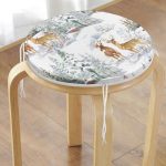 - RealHomes Yuvarlak Fermuarlı Minder - Realhomes Kış Temalı Bağ Evi & Geyik Tasarımlı Dijital Baskılı Modern Yuvarlak Fermuarlı Sandalye Minderi Realhomes