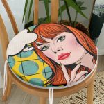 - RealHomes Yuvarlak Fermuarlı Minder - Realhomes  Pop Art Resimli Dijital Baskılı Yuvarlak Fermuarlı Sandalye Minderi Realhomes