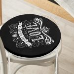 - RealHomes Yuvarlak Fermuarlı Minder - Realhomes  Siyah Love Dijital Baskılı Yuvarlak Fermuarlı Sandalye Minderi Realhomes