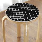 - RealHomes Yuvarlak Fermuarlı Minder - Realhomes  Siyah Zemin Ogea Desenli Dijital Baskılı Yuvarlak Fermuarlı Sandalye Minderi Realhomes