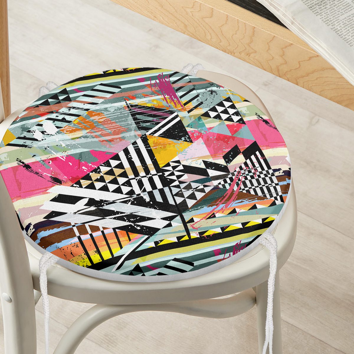 Renkli Boyama Desenli Dijital Baskılı Yuvarlak Fermuarlı Sandalye Minderi Realhomes