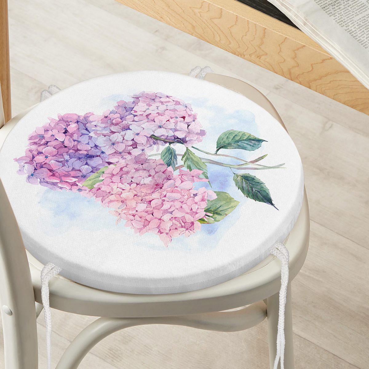 Ortanca Çiçeği Figürlü Özel Tasarım Dijital Baskılı Modern Yuvarlak Fermuarlı Sandalye Minderi Realhomes