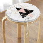 - RealHomes Yuvarlak Fermuarlı Minder - Realhomes Yaldız Renk Ters Üçgen Desenli Yuvarlak Fermuarlı Sandalye Minderi Realhomes