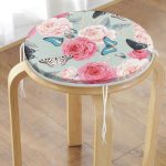 - RealHomes Yuvarlak Fermuarlı Minder - Realhomes Lekeli Kelebekler Çizimli Yuvarlak Fermuarlı Sandalye Minderi Realhomes