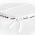 Mavi Çizgi Desenli Kanaviçe Çiçek Motifli Yuvarlak Fermuarlı Sandalye Minderi Realhomes