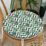 - RealHomes Yuvarlak Fermuarlı Minder - Realhomes  Zikzak Siyah Beyaz Şerit Temalı Yaprak Çizimi Yuvarlak Fermuarlı Sandalye Minderi Realhomes