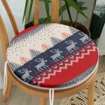 Realhomes Kanaviçe Desende Christmas Teması Dijital Baskılı Modern Yuvarlak Fermuarlı Sandalye Minderi Realhomes