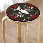 - RealHomes Yuvarlak Fermuarlı Minder - Realhomes Ekose Zeminde Beyaz Geyik Baskılı Özel Tasarımlı Dijital Baskılı Modern Yuvarlak Fermuarlı Sandalye Minderi Realhomes