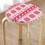 - RealHomes Yuvarlak Fermuarlı Minder - Realhomes Realhomes Kırmızı Beyaz Geyikler Özel Tasarım Modern Yuvarlak Fermuarlı Sandalye Minderi Realhomes