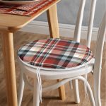 - RealHomes Yuvarlak Fermuarlı Minder - Realhomes  Kırmızı Siyah Beyaz Ekose Desenli Yuvarlak Fermuarlı Sandalye Minderi Realhomes