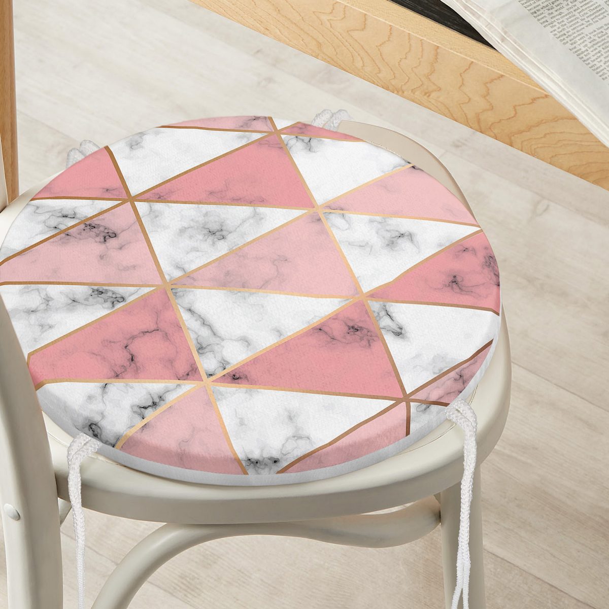 Geometrik Üçgen Şekilli Mermer Desenli Yuvarlak Fermuarlı Sandalye Minderi Realhomes