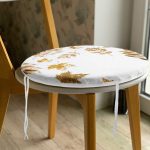 - RealHomes Yuvarlak Fermuarlı Minder - Realhomes 3D Altın Renkli Yapraklar Desenli Yuvarlak Fermuarlı Sandalye Minderi Realhomes