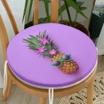 - RealHomes Yuvarlak Fermuarlı Minder - Realhomes Mor Zeminde Ananas Desenli Modern Yuvarlak Fermuarlı Sandalye Minderi Realhomes