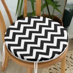 - RealHomes Yuvarlak Fermuarlı Minder - Realhomes  Modern Zikzak Desenli Dijital Baskılı Yuvarlak Fermuarlı Sandalye Minderi Realhomes