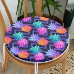 - RealHomes Yuvarlak Fermuarlı Minder - Realhomes  Mavi Zikzak Zeminli Ananas Desenli Yuvarlak Fermuarlı Sandalye Minderi Realhomes