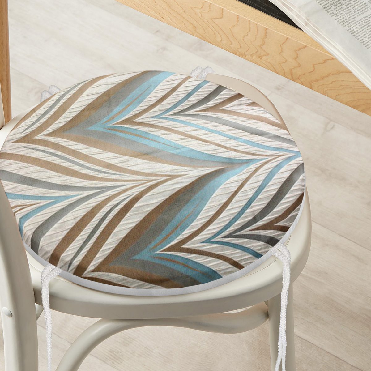 Renklerin Uyumu Geometrik Tasarımlı Yuvarlak Fermuarlı Sandalye Minderi Realhomes
