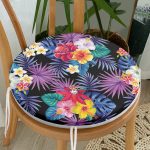 - RealHomes Yuvarlak Fermuarlı Minder - Realhomes Siyah Zeminde Rengarenk Çiçekler Tasarımlı Yuvarlak Fermuarlı Sandalye Minderi Realhomes