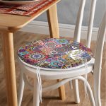 - RealHomes Yuvarlak Fermuarlı Minder - Realhomes  Realhomes Renkli Mozaik Desenli Dijital Baskılı Modern Yuvarlak Fermuarlı Sandalye Minderi Realhomes