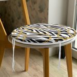 - RealHomes Yuvarlak Fermuarlı Minder - Realhomes  Zebra Zeminde Zincir Desen Özel Tasarım Dijital Baskılı Modern Yuvarlak Fermuarlı Sandalye Minderi Realhomes