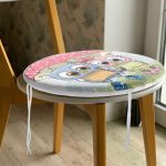 - RealHomes Yuvarlak Fermuarlı Minder - Realhomes  Sevimli Kediler Dijital Baskılı Yuvarlak Fermuarlı Sandalye Minderi Realhomes