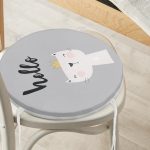 - RealHomes Yuvarlak Fermuarlı Minder - Realhomes  Realhomes Hello Kedicik Özel Tasarımlı Modern Yuvarlak Fermuarlı Sandalye Minderi Realhomes