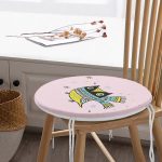 - RealHomes Yuvarlak Fermuarlı Minder - Realhomes Realhomes Pembe Zeminde Atkılı Baykuş Desenli Modern Yuvarlak Fermuarlı Sandalye Minderi Realhomes