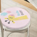 - RealHomes Yuvarlak Fermuarlı Minder - Realhomes  Pembe Zeminde Sevimli Zürafa Desenli Özel Tasarımlı Dijital Baskılı Çocuk Odası Yuvarlak Fermuarlı Sandalye Minderi Realhomes