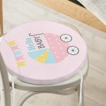 - RealHomes Yuvarlak Fermuarlı Minder - Realhomes Pembe Zeminli Bebek Arabası Temalı Özel Tasarımlı Dijital Baskılı Çocuk Odası Yuvarlak Fermuarlı Sandalye Minderi Realhomes