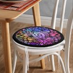 - RealHomes Yuvarlak Fermuarlı Minder - Realhomes  Realhomes Siyah Zeminde Renkli Üçüncü Göz Motifli Yuvarlak Fermuarlı Sandalye Minderi Realhomes