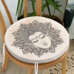 - RealHomes Yuvarlak Fermuarlı Minder - Realhomes  Kadın Figürlü Dijital Baskılı Özel Tasarım Modern Yuvarlak Fermuarlı Sandalye Minderi Realhomes