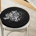 Siyah Zeminde Gül Dijital Baskılı Modern Yuvarlak Fermuarlı Sandalye Minderi Realhomes