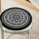 - RealHomes Yuvarlak Fermuarlı Minder - Realhomes Siyah Beyaz Çiçek Desenli Mandala Motifli Yuvarlak Fermuarlı Sandalye Minderi Realhomes