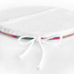 Fuşya Zeminde Frida Kahlo Motifli Özel Tasarım Yuvarlak Fermuarlı Sandalye Minderi Realhomes