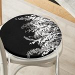 - RealHomes Yuvarlak Fermuarlı Minder - Realhomes  Siyah Zeminde Beyaz Ve Gri Çiçek Temalı Özel Tasarım Yuvarlak Fermuarlı Sandalye Minderi Realhomes