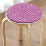 Geometrik Kolaj Kare Motifli Yuvarlak Fermuarlı Sandalye Minderi Realhomes