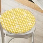 - RealHomes Yuvarlak Fermuarlı Minder - Realhomes Sarı Zeminde Geometrik Kare Motifli Yuvarlak Fermuarlı Sandalye Minderi Realhomes