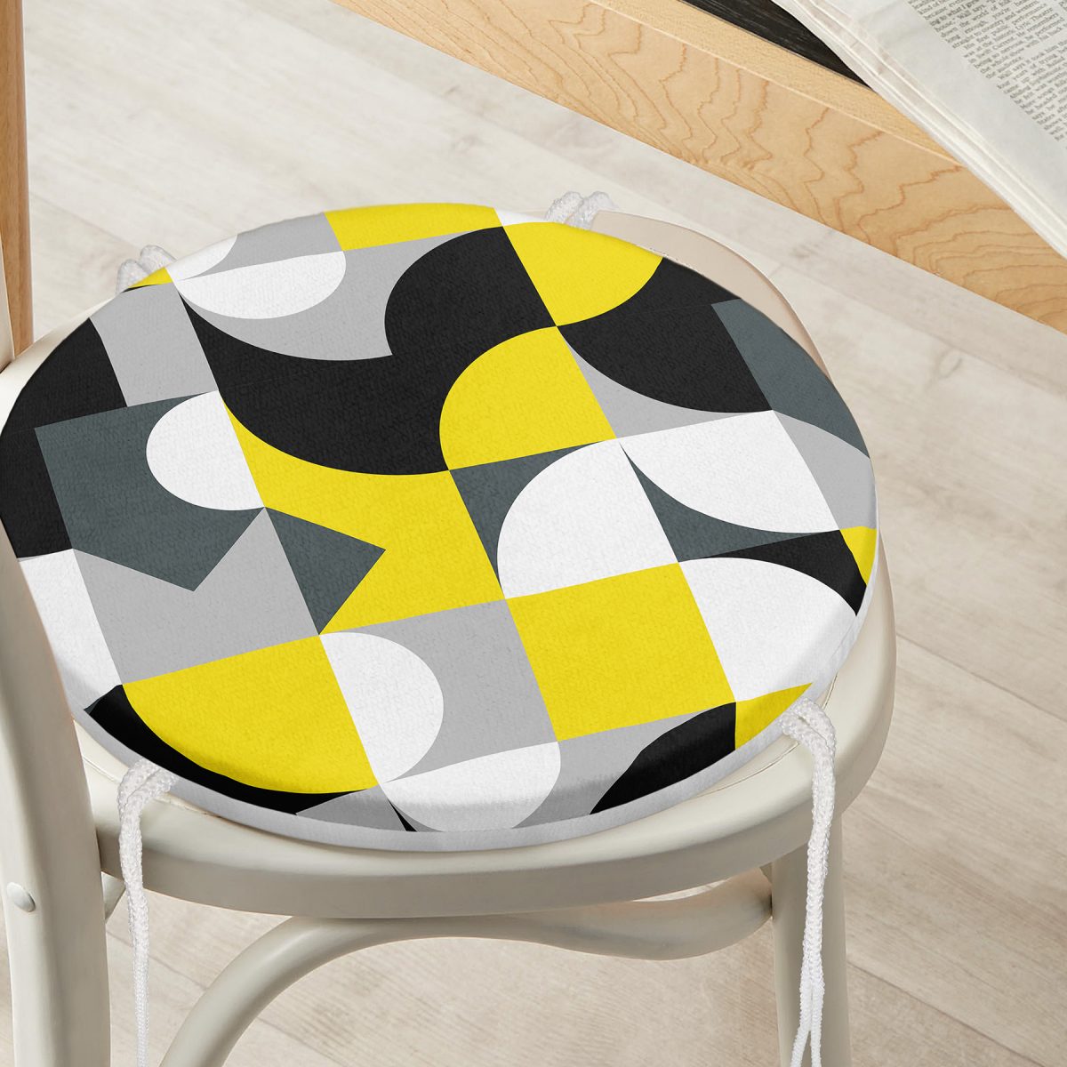 Geometrik Renkli Figürlü Dijital Baskılı Özel Tasarım Modern Yuvarlak Fermuarlı Sandalye Minderi Realhomes