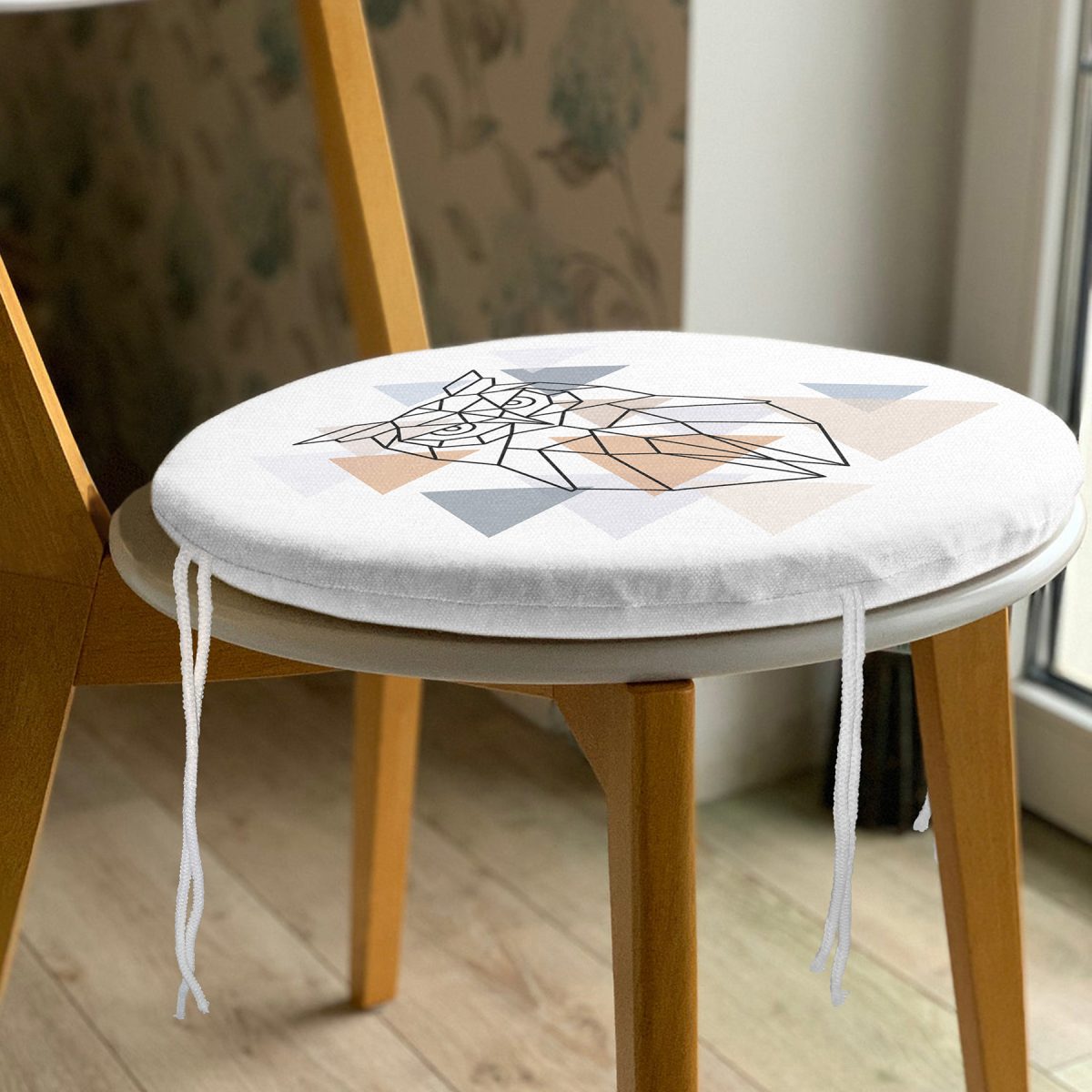 Geometrik Çizimlerden Oluşan Baykuş Motifli Özel Tasarım Yuvarlak Fermuarlı Sandalye Minderi Realhomes