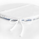 - RealHomes Yuvarlak Fermuarlı Minder - Realhomes Beyaz Zeminde Mavi Kristal Ve Yıldız Motifli Özel Tasarım Modern Yuvarlak Fermuarlı Sandalye Minderi Realhomes