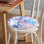 Beyaz Zeminde Renkli Ananas Yaprakları Desenli Dijital Baskılı Yuvarlak Fermuarlı Sandalye Minderi Realhomes