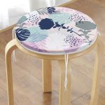 - RealHomes Yuvarlak Fermuarlı Minder - Realhomes  Realhomes Tropik Yaprak Motifli Modern Dijital Baskılı Yuvarlak Fermuarlı Sandalye Minderi Realhomes