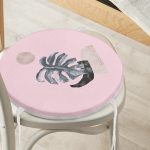 - RealHomes Yuvarlak Fermuarlı Minder - Realhomes Pembe Zeminde Tropik Yaprak Desen Dijital Baskılı Özel Tasarım Yuvarlak Fermuarlı Sandalye Minderi Realhomes