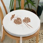 - RealHomes Yuvarlak Fermuarlı Minder - Realhomes  Gri Zeminde Palmiye Yaprakları Motifli Yuvarlak Fermuarlı Sandalye Minderi Realhomes