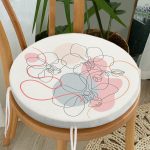 - RealHomes Yuvarlak Fermuarlı Minder - Realhomes Kırmızı Ve Turuncu Şerit Temalı Çiçek Tasarımlı Yuvarlak Fermuarlı Sandalye Minderi Realhomes