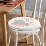 - RealHomes Yuvarlak Fermuarlı Minder - Realhomes Kırmızı Ve Turuncu Şerit Temalı Çiçek Tasarımlı Yuvarlak Fermuarlı Sandalye Minderi Realhomes