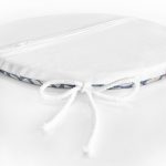 - RealHomes Yuvarlak Fermuarlı Minder - Realhomes  Lacivert Kot Zemin Üzerinde Gri Su Damlacıklı Yuvarlak Fermuarlı Sandalye Minderi Realhomes