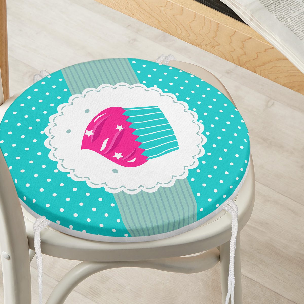 Cup Cake Desenli Dijital Baskılı Yuvarlak Fermuarlı Sandalye Minderi Realhomes