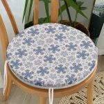 Gri Kot Zemin Üzerinde Kristal Taneleri Motifli Yuvarlak Fermuarlı Sandalye Minderi Realhomes