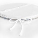 Kot Zeminde Yaprak Motifli Özel Tasarım Yuvarlak Fermuarlı Sandalye Minderi Realhomes